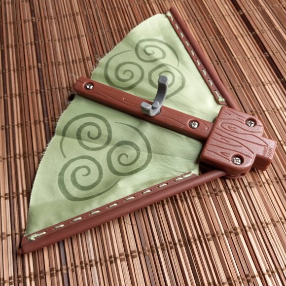 Avatar Last Airbender Green Wings Battle Glider Replacement Part H9752 - Picture 4 of 9